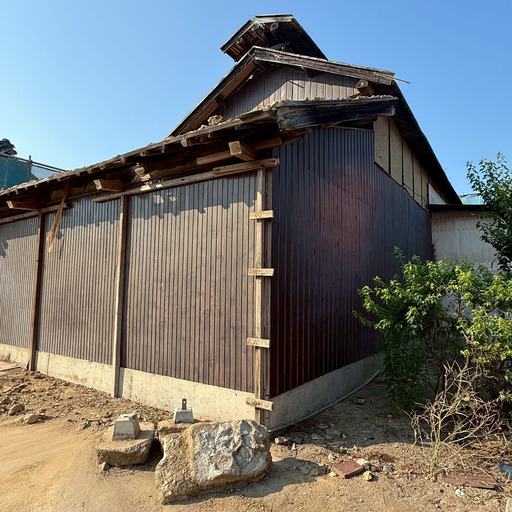 三豊市高瀬町木造納屋解体工事