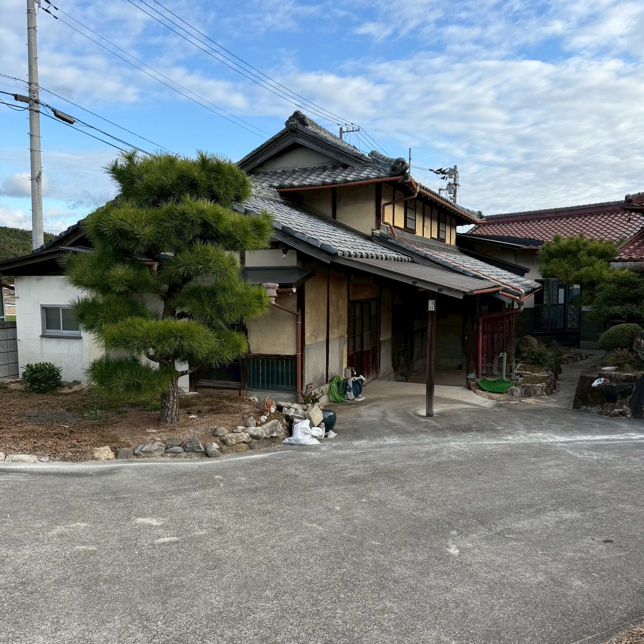 高瀬町羽方木造建屋解体工事